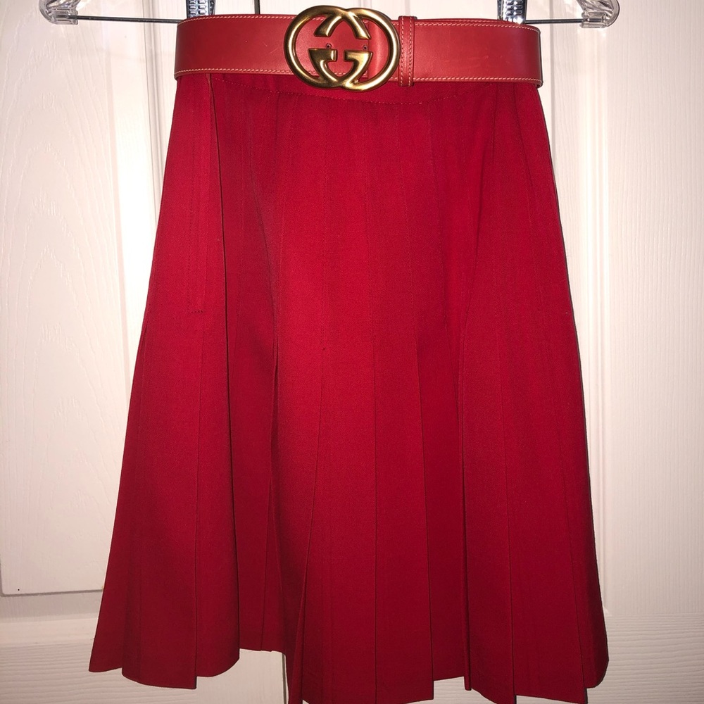 Red skirt